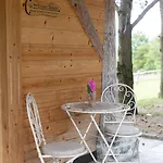 Chalet Ernest Zelezni With Hot Tub *