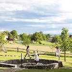 Chalet Ernest Zelezni With Hot Tub Ivancna Gorica