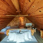 Ernest Zelezni With Hot Tub Chalet Ivancna Gorica