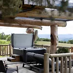 Ernest Zelezni With Hot Tub Ivancna Gorica