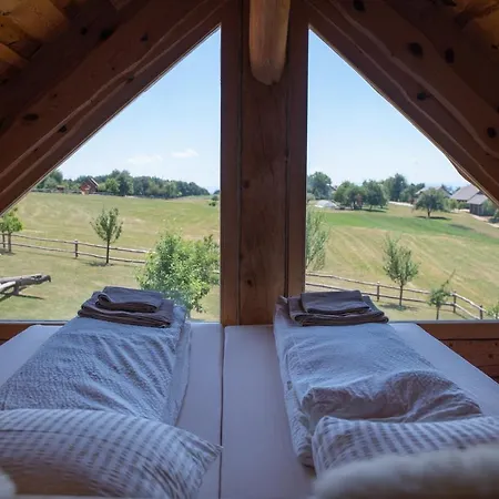 Chalet Ernest Zelezni With Hot Tub