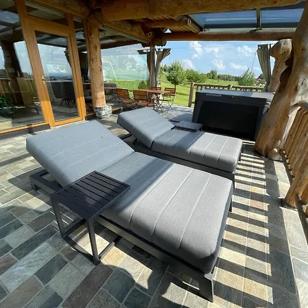 Ernest Zelezni With Hot Tub Ivancna Gorica