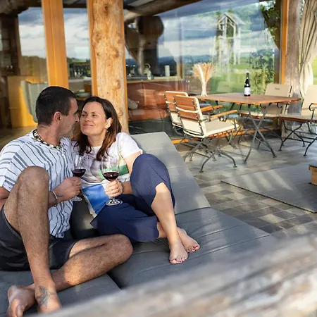 Ernest Zelezni With Hot Tub Ivancna Gorica