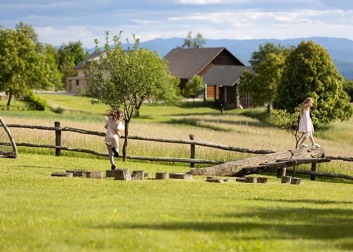 Ernest Zelezni With Hot Tub Alpesi faház Ivančna Gorica