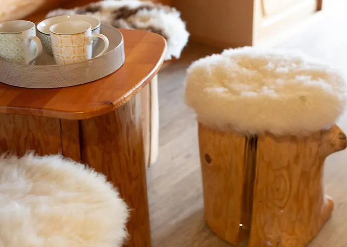 Ernest Zelezni With Hot Tub *