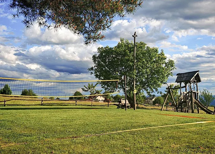 Ernest Zelezni With Hot Tub * Ivancna Gorica