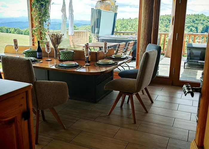 Ernest Zelezni With Hot Tub Шале