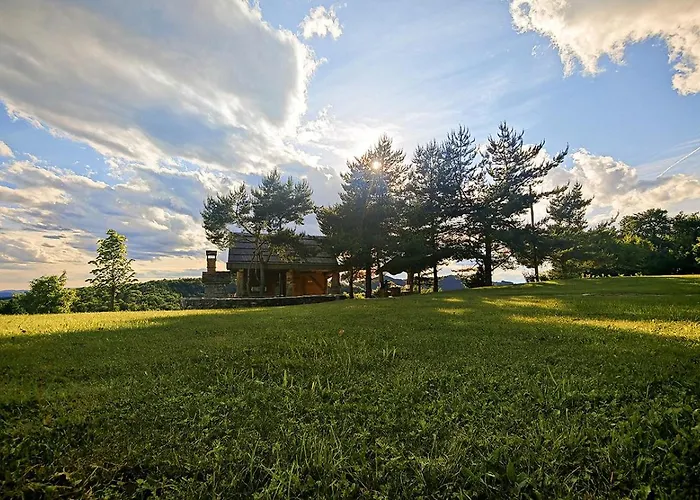 Ernest Zelezni With Hot Tub Ivančna Gorica